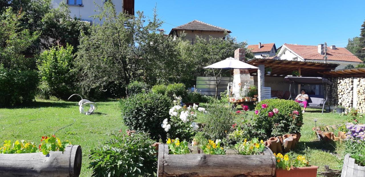 Family Hotel Ecorelax Madzhare Exterior foto